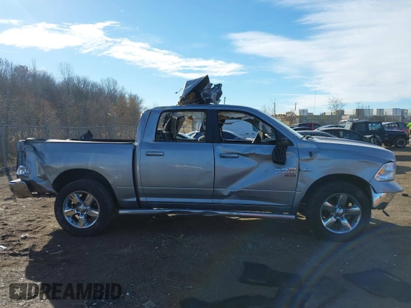 2019 Ram 1500 Big Horn with VIN 3C6RR6LT3KG605321, listed as a IAAI auction lot 41053497 with 113,853 mi miles. Bid and sale history available at carsss.com. Image 13.