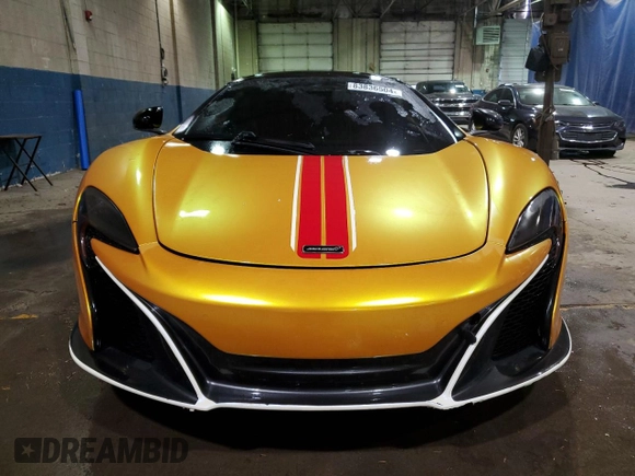 2015 McLaren 650S z VIN SBM11FAA0FW004199, wystawiony jako Copart lot #83836504 z przebiegiem 65 073 mil mil oraz Szkody całkowita. Historia ofert i sprzedaży dostępna na DreamBid. Obrazek 5.