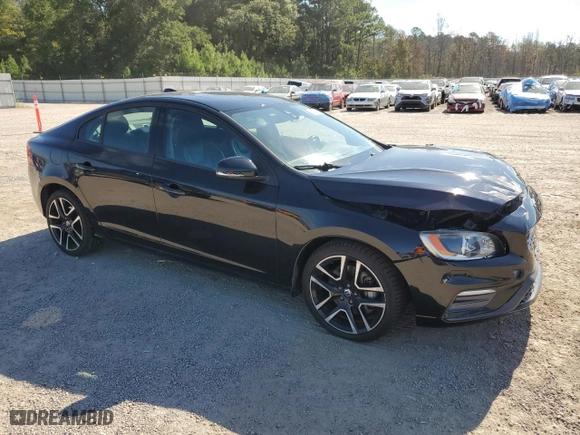 2017 Volvo S60 Dynamic with VIN YV140MTL2H2433960, listed as a Copart auction lot 71942214 with NaN miles and Salvage Title. Bid and sale history available at carsss.com. Image 4.