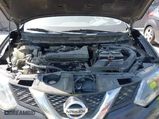 2016 Nissan Rogue S with VIN JN8AT2MT8GW024618, listed as a IAAI auction lot 42035627 with 180,173 mi miles. Bid and sale history available at carsss.com. Image 10.