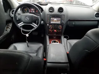 2009 Mercedes-Benz GL-Class 5.5L with VIN 4JGBF86E49A525896, listed as a Copart auction lot 83439054 with 71,145 mi miles and Salvage Title. Bid and sale history available at carsss.com. Image 8.