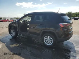 2018 Jeep Compass Sport z VIN 3C4NJCAB5JT411256, wystawiony jako Copart lot #59189885 z przebiegiem 110 634 mil mil oraz Szkoda całkowita • Salvage title. Historia ofert i sprzedaży dostępna na DreamBid. Obrazek 2.