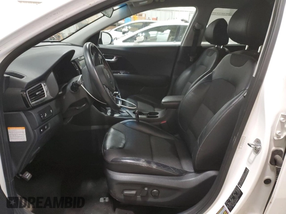 2017 Kia Niro EX with VIN KNDCC3LC2H5081934, listed as a Copart auction lot 50899005 with 142,994 mi miles and Clean Title. Bid and sale history available at carsss.com. Image 7.