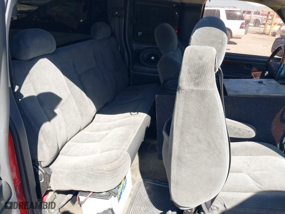 2004 Chevrolet Silverado 1500 Work Truck with VIN 1GCEC19X74Z230476, listed as a IAAI auction lot 41802123 with 242,453 mi miles. Bid and sale history available at carsss.com. Image 8.