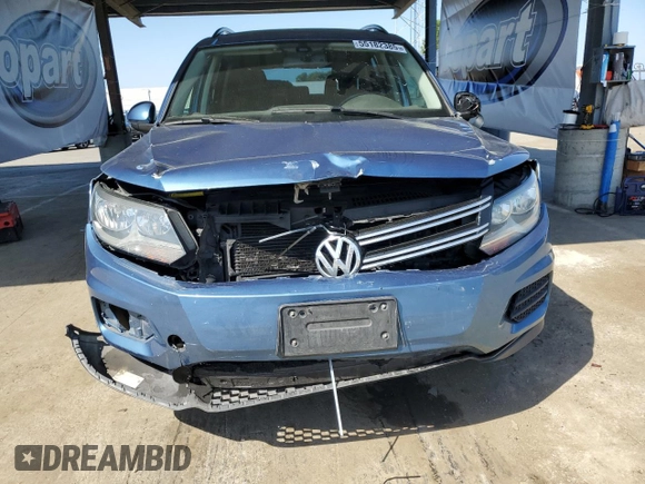 2017 Volkswagen Tiguan S with VIN WVGAV7AX3HK002668, listed as a Copart auction lot 55182385 with 128,991 mi miles and Clean Title. Bid and sale history available at DreamBid. Image 5.