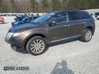 2011 Lincoln MKX with VIN 2LMDJ8JK6BBJ25776, listed as a Copart auction lot 46055665 with 208,278 mi miles and Salvage Title. Bid and sale history available at carsss.com. Image 1.