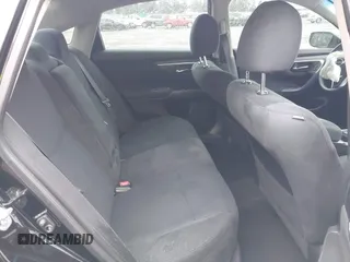2015 Nissan Altima 2.5 S with VIN 1N4AL3AP6FC213623, listed as a IAAI auction lot 41831798 with 132,876 mi miles. Bid and sale history available at carsss.com. Image 8.