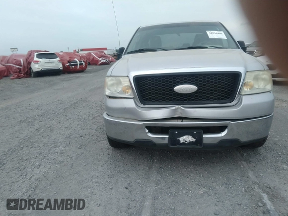 2008 Ford F-150 STX with VIN 1FTRX12W28KB72072, listed as a IAAI auction lot 42046460 with 282,296 mi miles and . Bid and sale history available at carsss.com. Image 6.