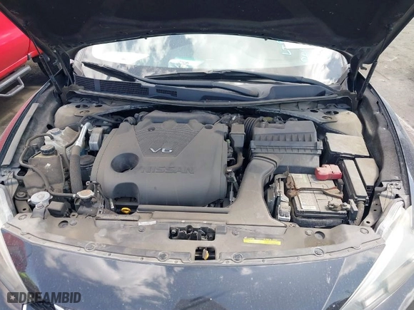 2017 Nissan Maxima SR with VIN 1N4AA6AP3HC453917, listed as a IAAI auction lot 41943615 with 114,048 mi miles. Bid and sale history available at carsss.com. Image 10.