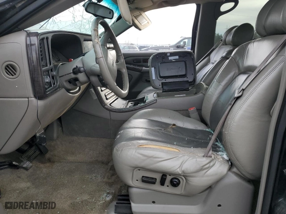 2002 GMC Yukon Denali with VIN 1GKEK63U72J182119, listed as a Copart auction lot 45328065 with 0 mi miles and Salvage Title. Bid and sale history available at carsss.com. Image 7.