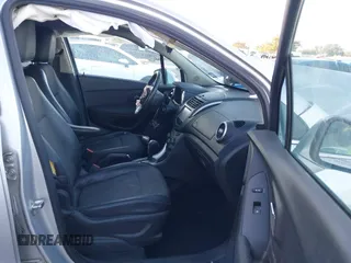 2015 Chevrolet Trax LT with VIN 3GNCJLSB1FL255205, listed as a IAAI auction lot 41392794 with 1 mi miles. Bid and sale history available at carsss.com. Image 5.