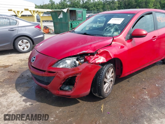 2013 Mazda 3 i Touring z VIN JM1BL1LP9D1813240, wystawiony jako IAAI lot #42405052 z przebiegiem 153 349 mil mil oraz . Historia ofert i sprzedaży dostępna na DreamBid. Obrazek 6.