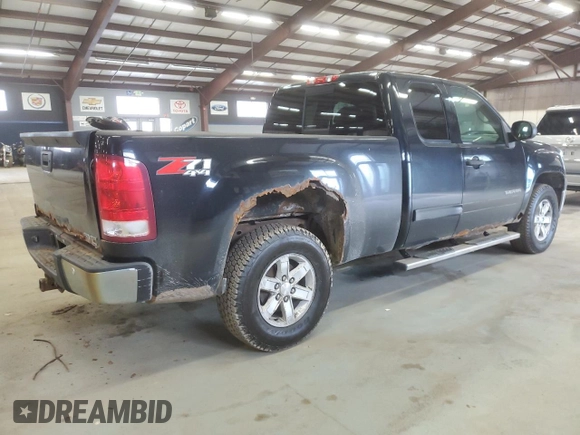 2013 GMC Sierra 1500 SLE z VIN 1GTR2VE77DZ276469, wystawiony jako Copart lot #47900465 z przebiegiem 218 729 mil mil oraz Czysty tytuł • Clean title. Historia ofert i sprzedaży dostępna na DreamBid. Obrazek 3.
