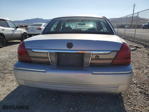 2009 Mercury Grand Marquis LS with VIN 2MEHM75V19X635388, listed as a Copart auction lot 68141384 with 68,786 mi miles and Salvage Title. Bid and sale history available at carsss.com. Image 6.