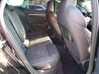 2022 Audi S3 Premium Plus z VIN WAUH3DGY8NA005992, wystawiony jako Copart lot #53988684 z przebiegiem 33 849 mil mil oraz . Historia ofert i sprzedaży dostępna na DreamBid. Obrazek 10.