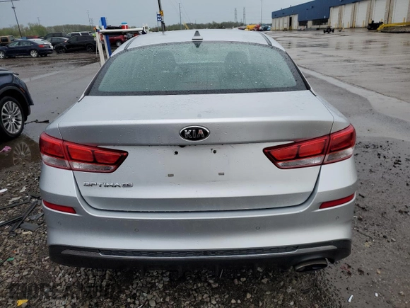 2019 Kia Optima LX with VIN 5XXGT4L32KG331490, listed as a Copart auction lot 55242975 with 104,500 mi miles and Clean title. Bid and sale history available at DreamBid. Image 6.