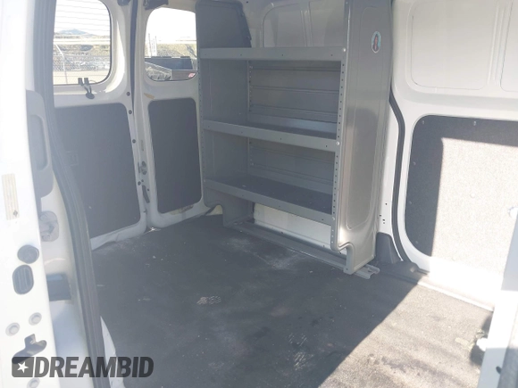 2015 Nissan NV200 SV with VIN 3N6CM0KN3FK733653, listed as a IAAI auction lot 41939309 with 125,032 mi miles. Bid and sale history available at carsss.com. Image 8.