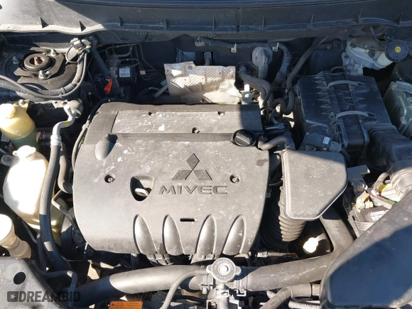 2012 Mitsubishi Outlander SE with VIN JA4AS3AW4CU004465, listed as a IAAI auction lot 41475001 with 173,736 mi miles. Bid and sale history available at carsss.com. Image 10.