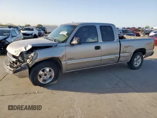 2002 Chevrolet Silverado 1500 LT with VIN 2GCEC19T521197772, listed as a Copart auction lot 48752415 with 178,634 mi miles and Salvage Title. Bid and sale history available at DreamBid. Image 1.