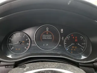 2022 Mazda 3 Select z VIN JM1BPABL1N1501157, wystawiony jako Copart lot #54688555 z przebiegiem 13 076 mil mil oraz Nie do naprawy • Non repairable. Historia ofert i sprzedaży dostępna na DreamBid. Obrazek 9.