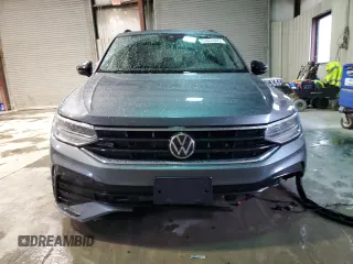 2024 Volkswagen Tiguan SE R-Line Black with VIN 3VV8B7AX9RM030160, listed as a Copart auction lot 53003965 with 12,381 mi miles and Salvage title. Bid and sale history available at DreamBid. Image 5.