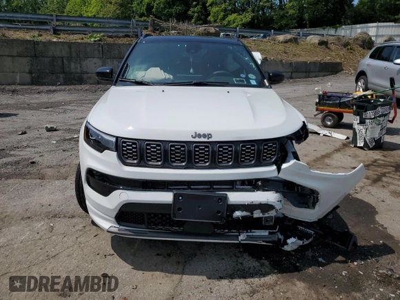 2024 Jeep Compass Limited с VIN 3C4NJDCN8RT146213, выставлен на аукционе Copart как лот 58739705 с пробегом 3 887 миль миль и Списание • Salvage title. История ставок и продаж доступна на DreamBid. Изображение 5.