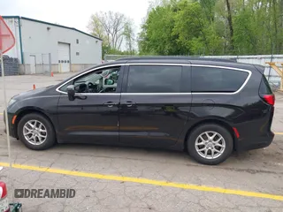 2017 Chrysler Pacifica Touring with VIN 2C4RC1DG9HR620973, listed as a IAAI auction lot 42250448 with 108,863 mi miles and . Bid and sale history available at DreamBid. Image 14.