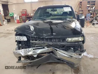 2001 Chevrolet Silverado 1500HD LS with VIN 1GCGK13U41F129760, listed as a IAAI auction lot 41277010 with 244,905 mi miles and . Bid and sale history available at DreamBid. Image 12.
