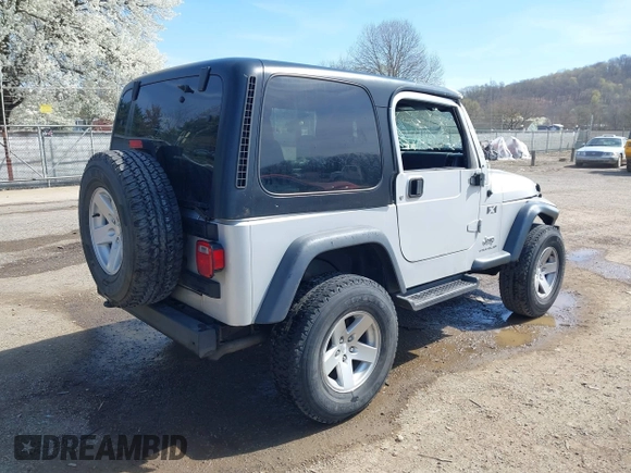 2006 Jeep Wrangler X with VIN 1J4FA39S16P787614, listed as a IAAI auction lot 41992315 with 61,788 mi miles. Bid and sale history available at carsss.com. Image 4.