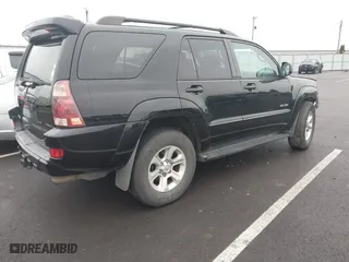 2005 Toyota 4Runner SR5 with VIN JTEBU14R950077268, listed as a IAAI auction lot 41588206 with 188,870 mi miles. Bid and sale history available at carsss.com. Image 4.