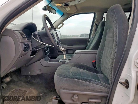 2002 Ford Explorer XLT с VIN 1FMZU73E62ZA76375, выставлен на аукционе Copart как лот 65136415 с пробегом 226 493 миль миль и Чистый • Clean title. История ставок и продаж доступна на DreamBid. Изображение 7.
