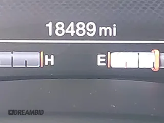 2021 Jeep Renegade Latitude with VIN ZACNJDBB8MPM77202, listed as a IAAI auction lot 42554666 with 18,489 mi miles and . Bid and sale history available at DreamBid. Image 15.
