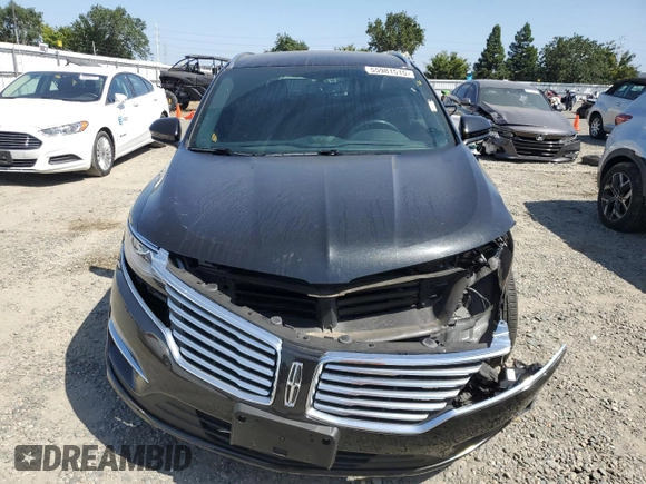 2015 Lincoln MKC z VIN 5LMCJ1A94FUJ47509, wystawiony jako Copart lot #55981515 z przebiegiem 9 442 mil mil oraz Szkoda całkowita • Salvage title. Historia ofert i sprzedaży dostępna na DreamBid. Obrazek 5.