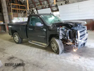 2011 Chevrolet Silverado 1500 LT with VIN 1GCNKSE0XBZ191140, listed as a Copart auction lot 67280434 with 105,235 mi miles and Salvage Title. Bid and sale history available at DreamBid. Image 4.