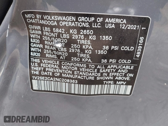 2022 Volkswagen Atlas SEL R-Line z VIN 1V2SE2CA2NC208363, wystawiony jako IAAI lot #41850237 z przebiegiem 38 867 mil mil oraz . Historia ofert i sprzedaży dostępna na DreamBid. Obrazek 9.
