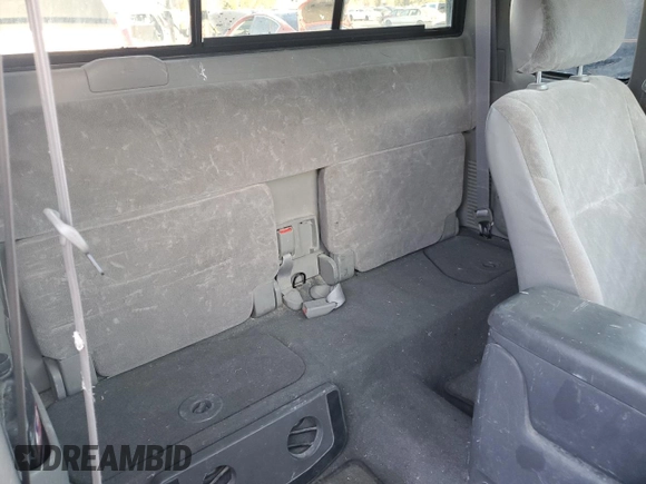 2004 Toyota Tacoma PreRunner with VIN 5TESM92N34Z337312, listed as a Copart auction lot 42856015 with 302,252 mi miles and Clean title. Bid and sale history available at DreamBid. Image 11.