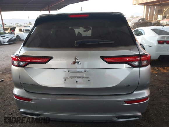 2022 Mitsubishi Outlander SE z VIN JA4J3UA88NZ023157, wystawiony jako IAAI lot #41357953 z przebiegiem 34 081 mil mil oraz . Historia ofert i sprzedaży dostępna na DreamBid. Obrazek 16.