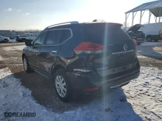 2017 Nissan Rogue SL with VIN 5N1AT2MT1HC777708, listed as a Copart auction lot 82782534 with 127,613 mi miles and Salvage Title. Bid and sale history available at carsss.com. Image 3.