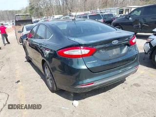 2014 Ford Fusion SE with VIN 3FA6P0H79ER142903, listed as a IAAI auction lot 41810532 with 281,789 mi miles. Bid and sale history available at carsss.com. Image 3.