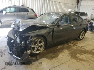 2013 BMW 3 Series 328i xDrive z VIN WBA3B3G51DNR79916, wystawiony jako Copart lot #58636705 z przebiegiem 133 111 mil mil oraz Nie do naprawy • Non repairable. Historia ofert i sprzedaży dostępna na DreamBid. Obrazek 1.