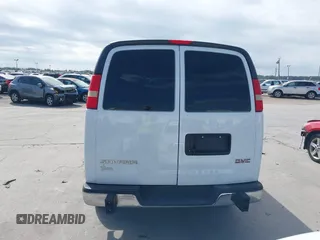 2022 GMC Savana Cargo Van with VIN 1GTW7AFP6N1220762, listed as a IAAI auction lot 41596612 with 23,305 mi miles. Bid and sale history available at carsss.com. Image 16.