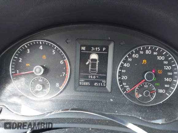 2010 Volkswagen Eos Lux z VIN WVWFA7AH1AV025675, wystawiony jako IAAI lot #42113813 z przebiegiem 93 885 mil mil oraz . Historia ofert i sprzedaży dostępna na DreamBid. Obrazek 7.