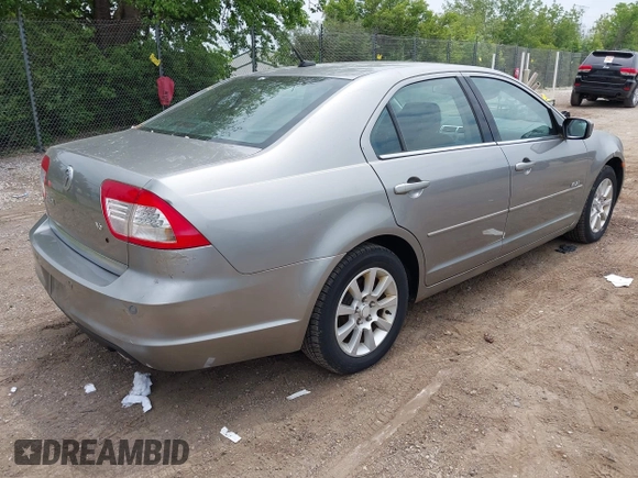 2008 Mercury Milan with VIN 3MEHM07158R649714, listed as a IAAI auction lot 42513695 with 131,801 mi miles and . Bid and sale history available at DreamBid. Image 4.