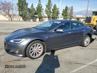 2019 Tesla Model S 100D z VIN 5YJSA1E49KF309865, wystawiony jako Copart lot #45184055 z przebiegiem 62 351 mil mil oraz Szkoda całkowita • Salvage title. Historia ofert i sprzedaży dostępna na DreamBid. Obrazek 1.