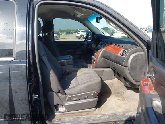 2011 Chevrolet Tahoe LS with VIN 1GNSCAE05BR380084, listed as a IAAI auction lot 42746873 with 386,755 mi miles and . Bid and sale history available at DreamBid. Image 5.