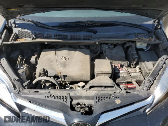 2018 Toyota Sienna LE Auto Access Seat с VIN 5TDKZ3DC1JS934414, выставлен на аукционе Copart как лот 52194615 с пробегом 130 058 миль миль и Списание • Salvage title. История ставок и продаж доступна на DreamBid. Изображение 13.