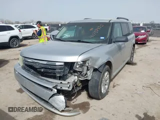 2011 Ford Flex SE with VIN 2FMGK5BC2BBD23332, listed as a IAAI auction lot 41733455 with 204,104 mi miles. Bid and sale history available at carsss.com. Image 6.