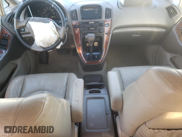 2000 Lexus RX 300 with VIN JT6GF10U9Y0046872, listed as a Copart auction lot 82471864 with 162,286 mi miles and Salvage Title. Bid and sale history available at carsss.com. Image 8.