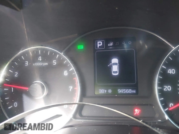 2018 Kia Forte LX with VIN 3KPFL4A77JE274020, listed as a IAAI auction lot 41919650 with 94,568 mi miles and . Bid and sale history available at DreamBid. Image 16.