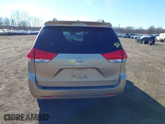 2011 Toyota Sienna LE AAS with VIN 5TDKK3DC0BS168052, listed as a IAAI auction lot 41688494 with 49,095 mi miles. Bid and sale history available at carsss.com. Image 16.